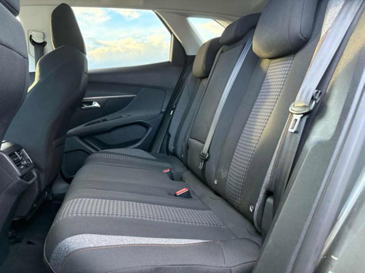 Peugeot 3008 BlueHDi 120 S&S Business (7)