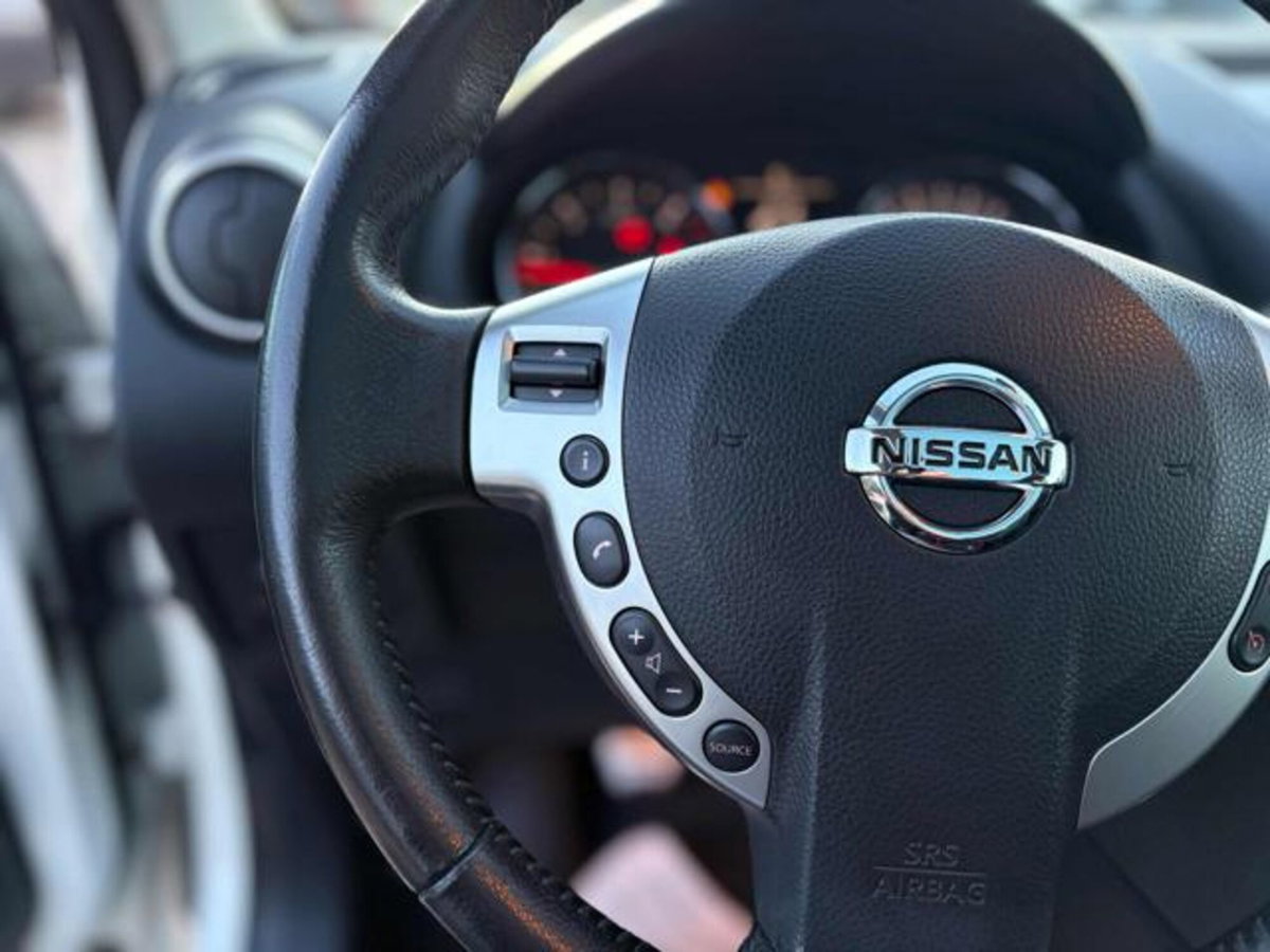 Nissan Qashqai 2.0 dCi DPF 4WD n-tec (15)