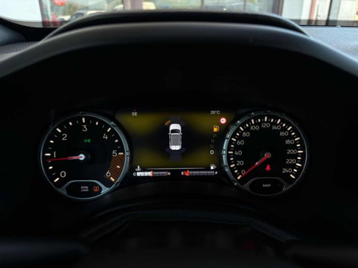 Jeep Renegade 2.0 Mjt 140CV 4WD Active Drive Low Limited (13)