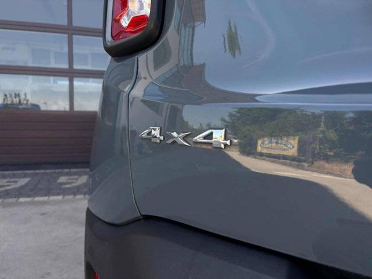 Jeep Renegade 2.0 Mjt 140CV 4WD Active Drive Low Limited (15)