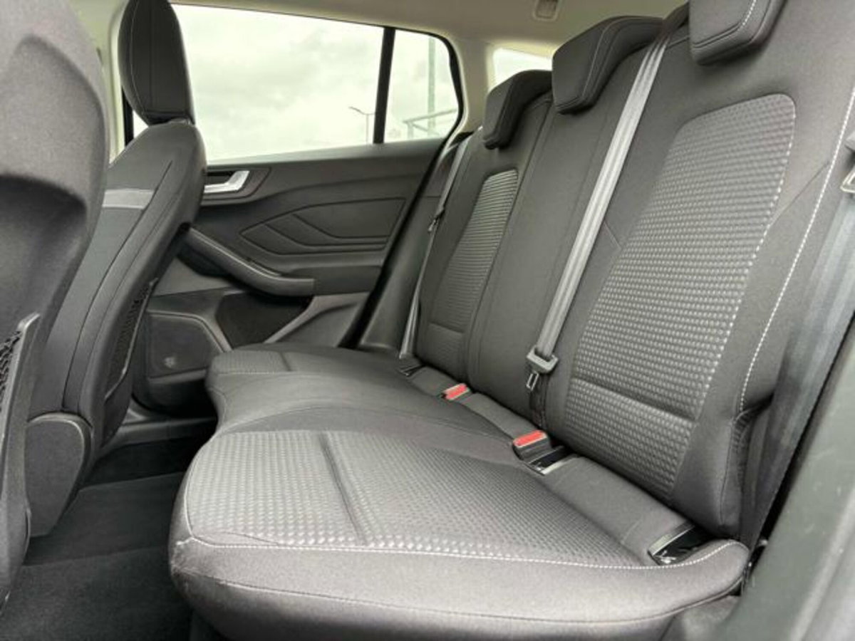 Ford Focus Station Wagon 1.5 EcoBlue 120 CV automatico SW Active (7)