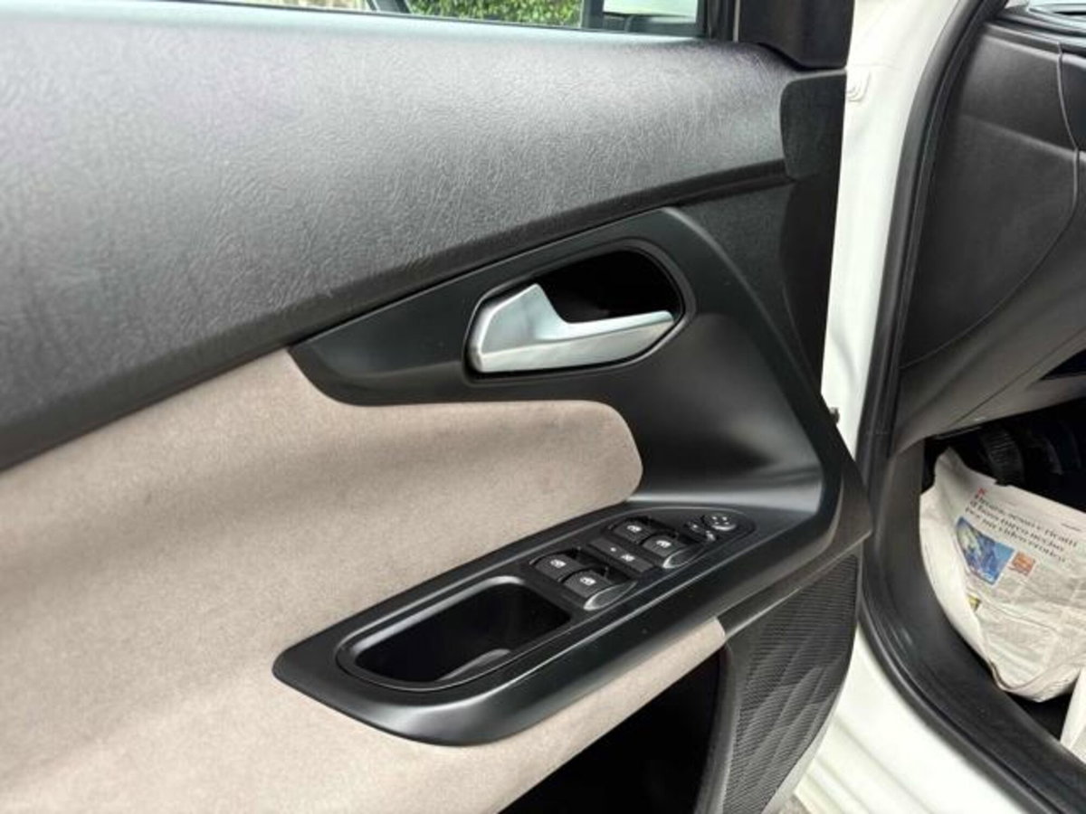 Fiat Tipo Station Wagon Tipo 1.6 Mjt S&S SW Lounge (15)