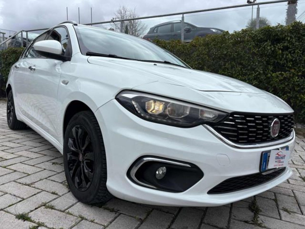 Fiat Tipo Station Wagon Tipo 1.6 Mjt S&S SW Lounge (2)