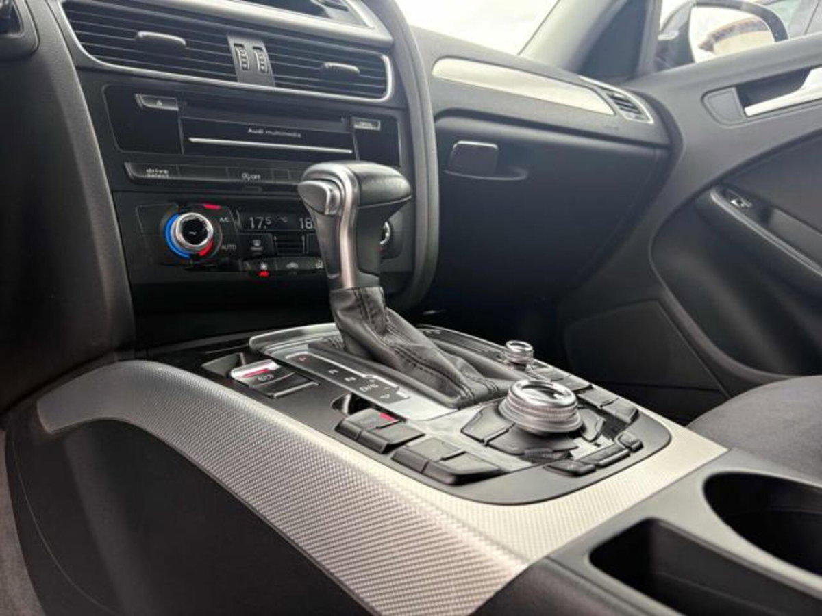 Audi A4 Avant 2.0 TDI 177CV mult. Advanced (10)