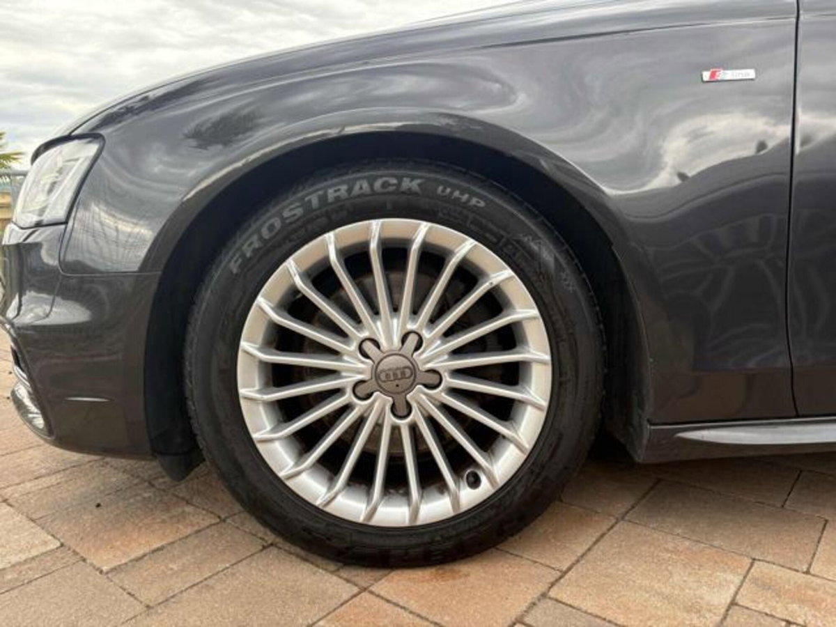 Audi A4 Avant 2.0 TDI 177CV mult. Advanced (5)