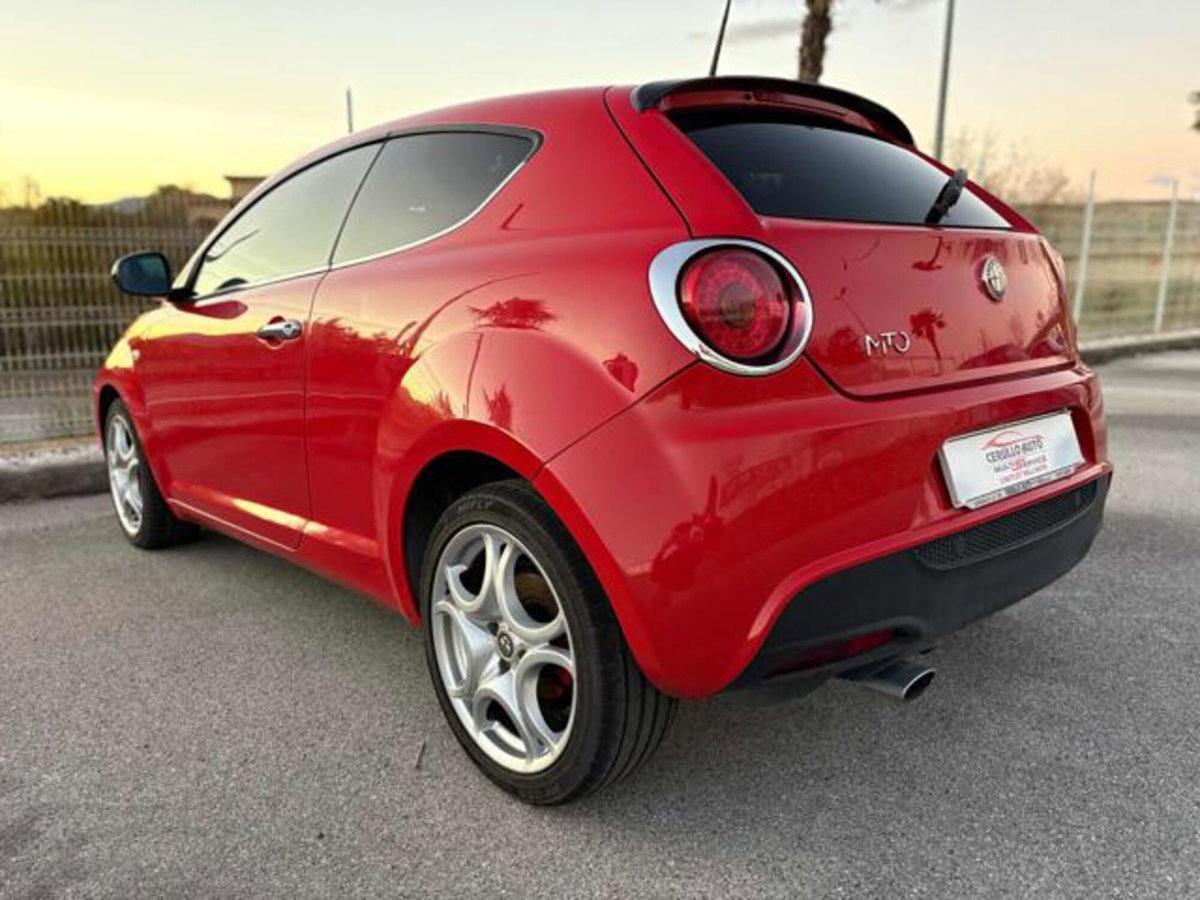 Alfa Romeo MiTo 1.6 JTDm 16V Distinctive (4)