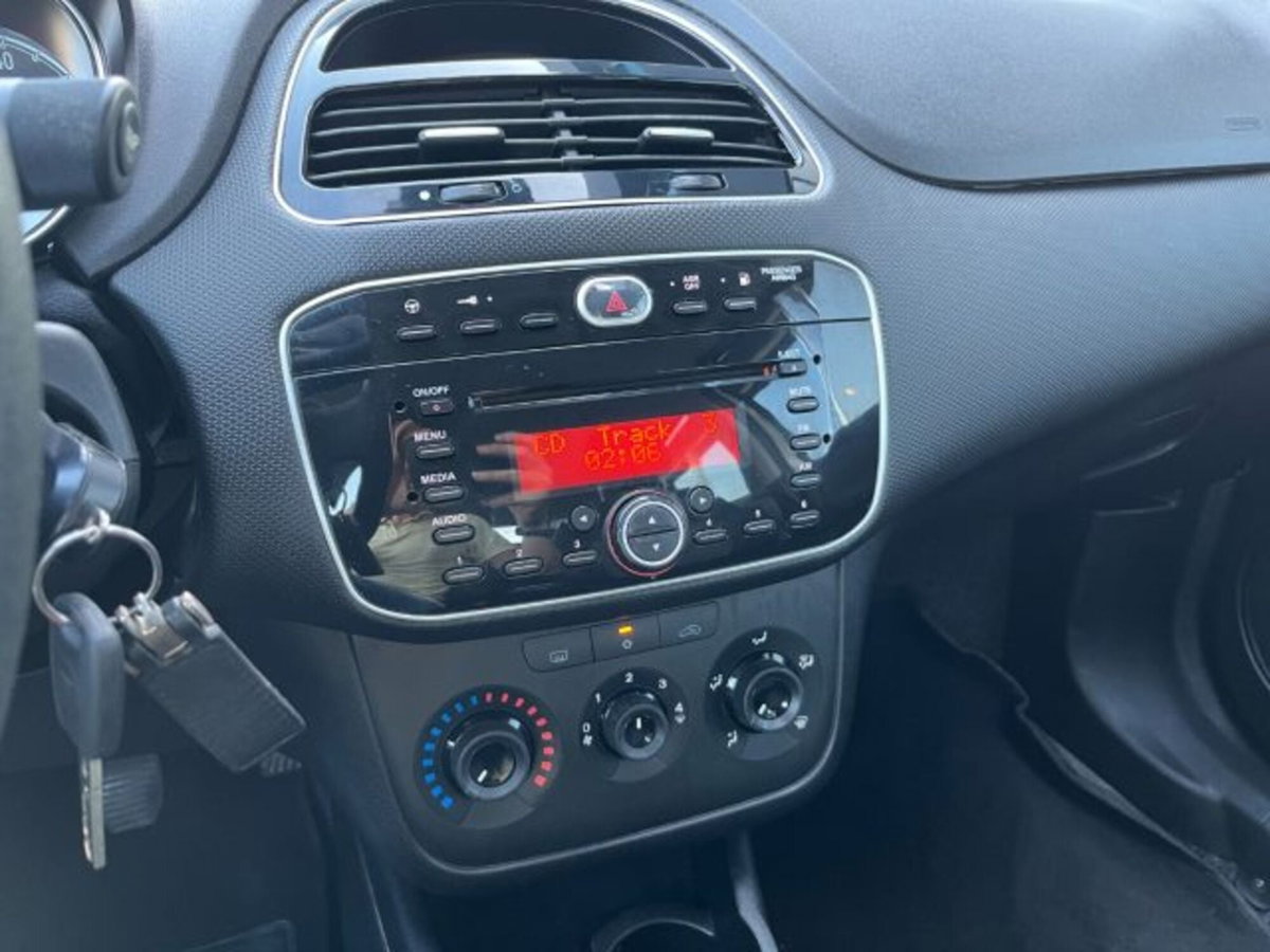 Fiat Grande Punto 1.4 5 porte Actual EasyPower (8)