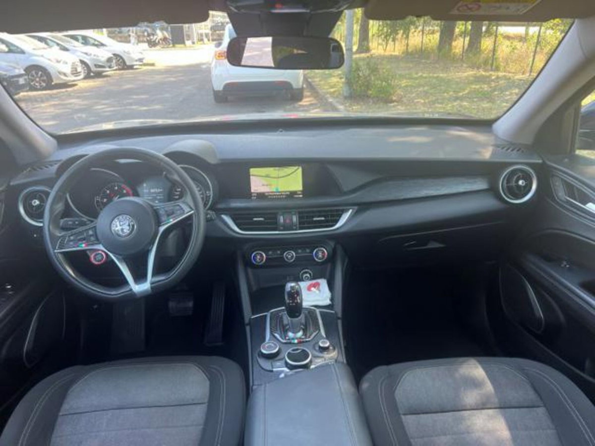 Alfa Romeo Stelvio Stelvio 2.2 Turbodiesel 160 CV AT8 RWD Super Business (11)