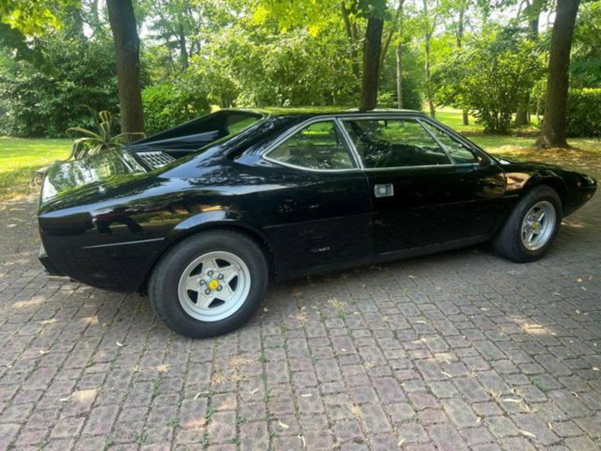 Ferrari Dino 208 GT/4 Coupé Dino 208 GT/4 (2)
