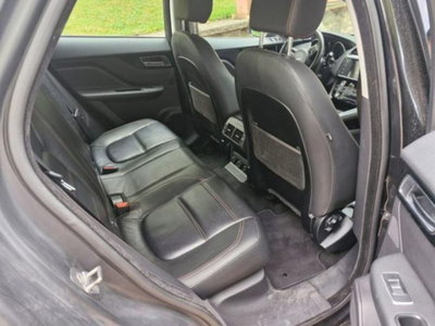 Jaguar F-Pace 2.0 D 180 CV aut. Prestige (11)