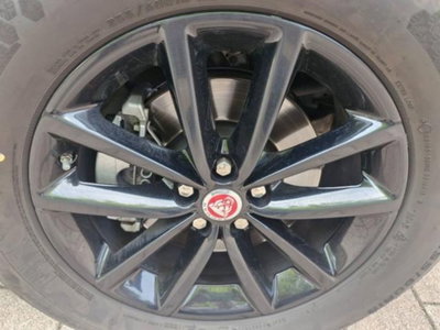 Jaguar F-Pace 2.0 D 180 CV aut. Prestige (12)