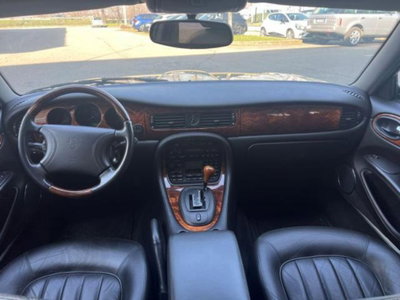 Jaguar XJ 4.0 cat Executive (10)