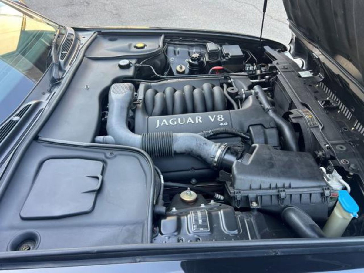 Jaguar XJ 4.0 cat Executive (16)