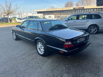 Jaguar XJ 4.0 cat Executive (6)