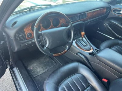 Jaguar XJ 4.0 cat Executive (9)
