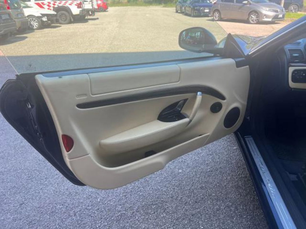 Maserati Granturismo GranTurismo 4.2 V8 (12)