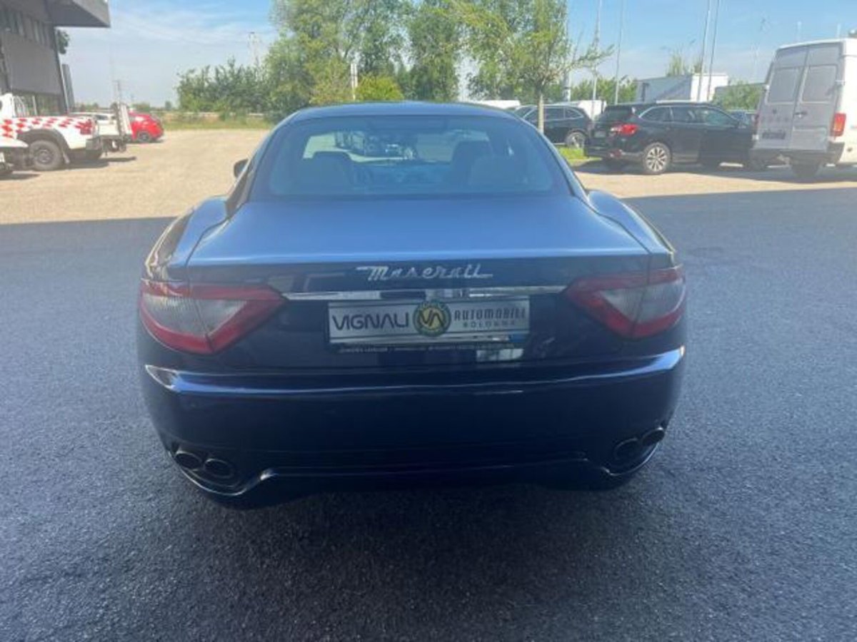 Maserati Granturismo GranTurismo 4.2 V8 (6)