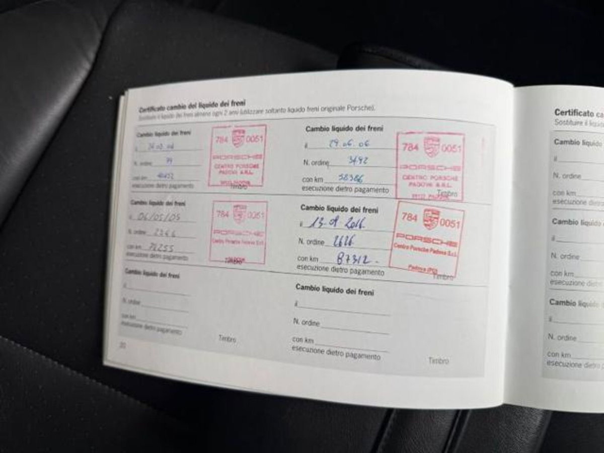 Porsche Boxster 3.2i 24V cat S (12)