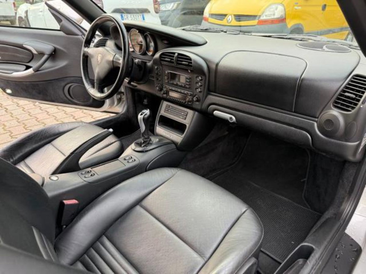 Porsche Boxster 3.2i 24V cat S (8)