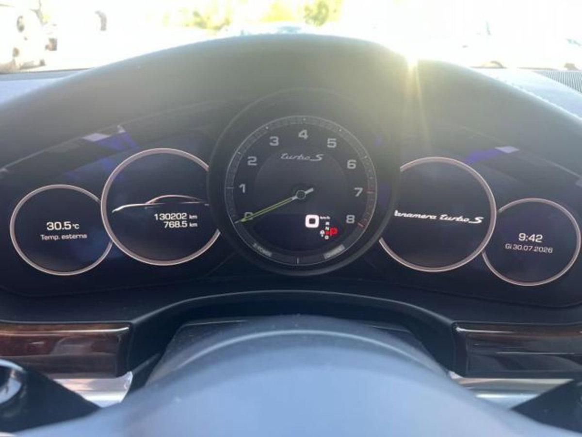 Porsche Panamera 4.0 Turbo (12)