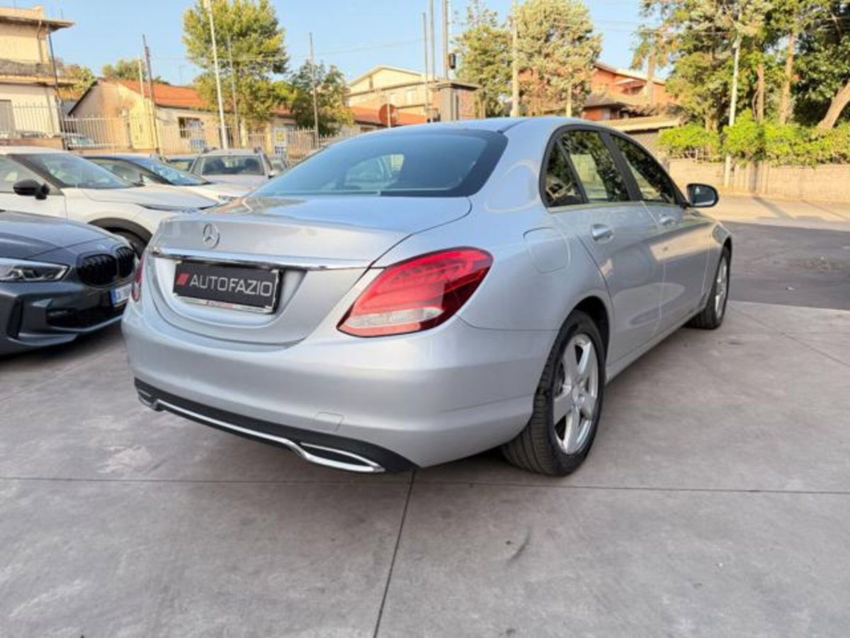 Mercedes-Benz Classe C 180 d Auto Executive (11)