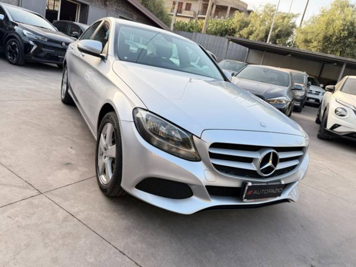 Mercedes-Benz Classe C 180 d Auto Executive (4)