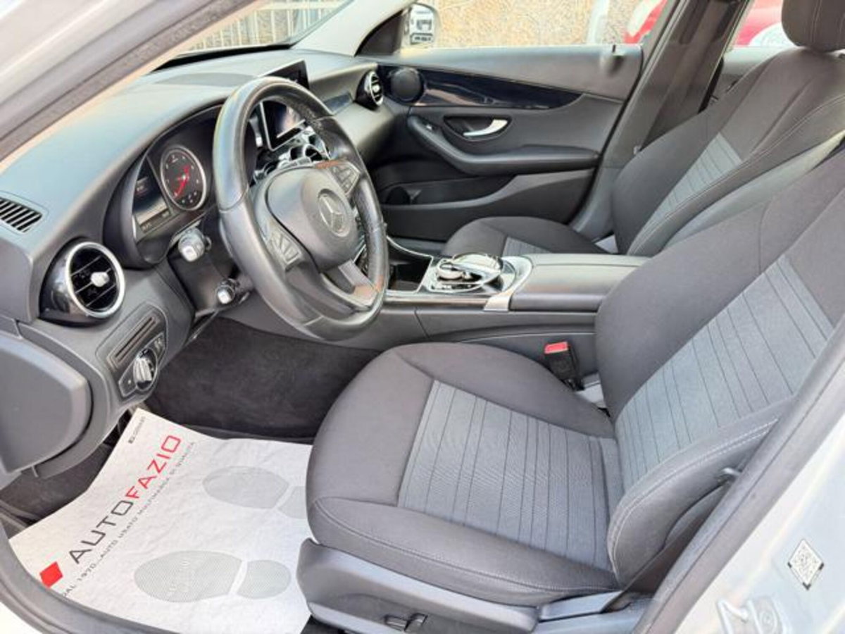 Mercedes-Benz Classe C 180 d Auto Executive (5)