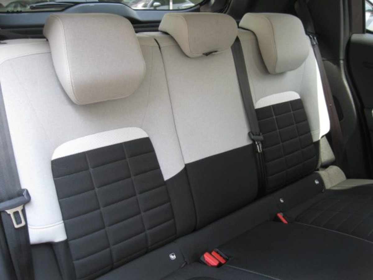 Citroen C3 1.2 puretech turbo Max 100cv s&s (9)