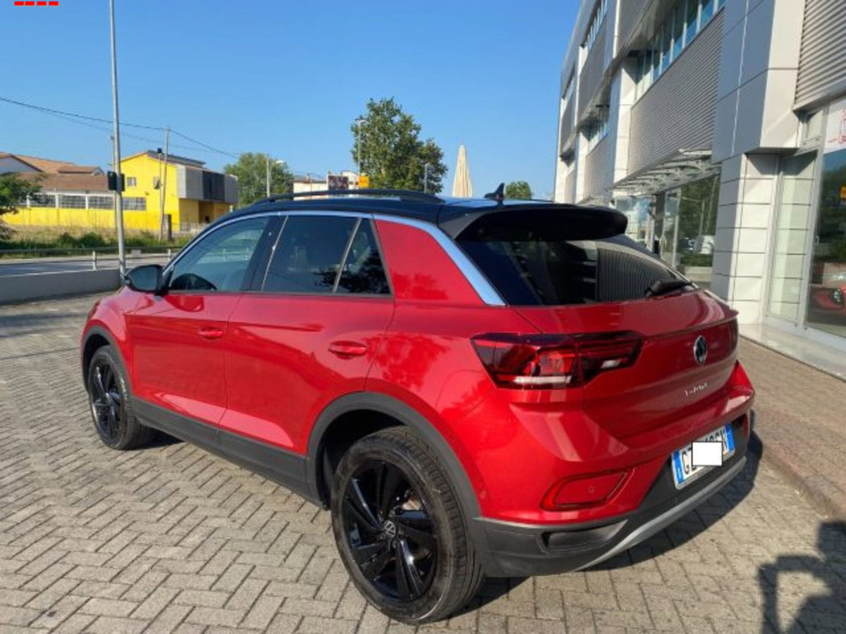 Volkswagen T-Roc 1.5 tsi Life dsg (3)