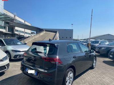 Volkswagen Golf 1.5 eTSI 130 CV EVO ACT DSG Life (2)