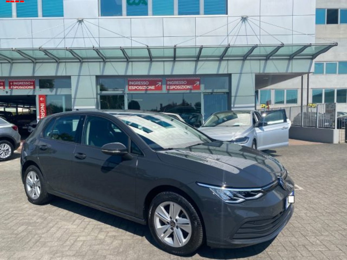Volkswagen Golf 1.5 eTSI 130 CV EVO ACT DSG Life (4)