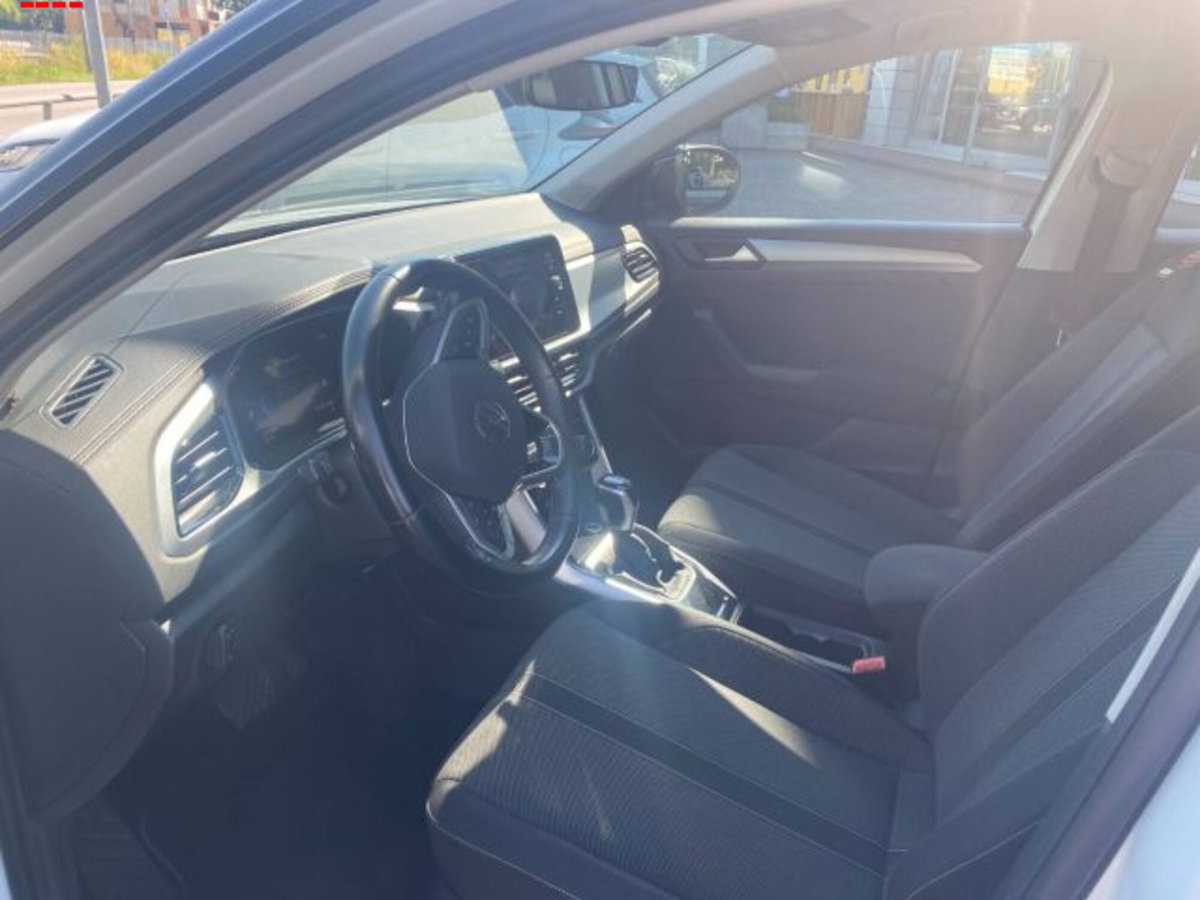 Volkswagen T-Roc 2.0 tdi Life 150cv dsg (8)