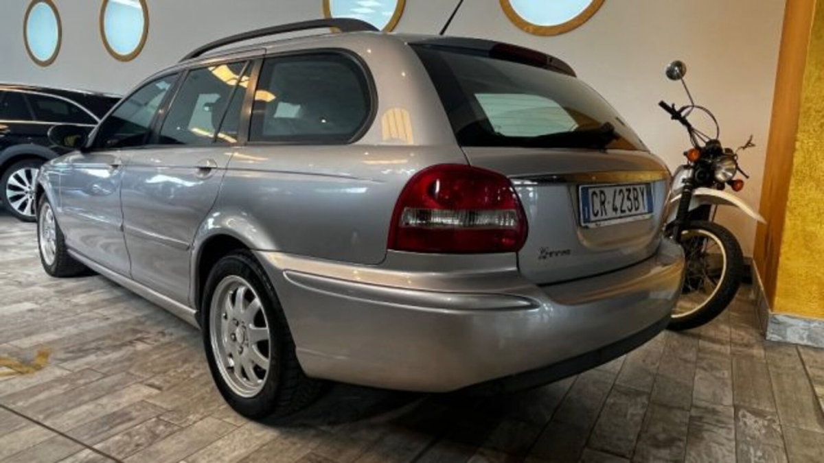 Jaguar X-Type 2.0D cat Wagon Executive (5)