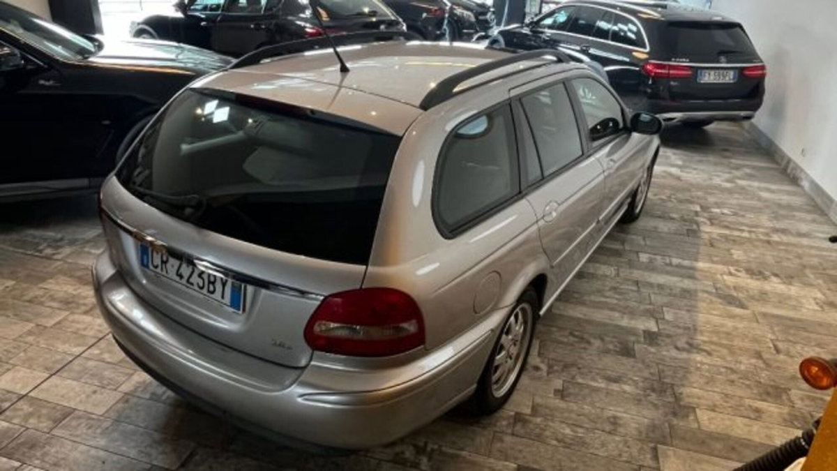 Jaguar X-Type 2.0D cat Wagon Executive (6)