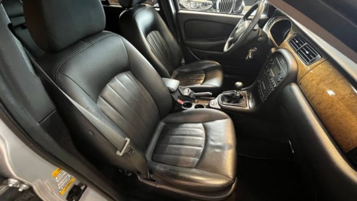 Jaguar X-Type 2.0D cat Wagon Executive (7)