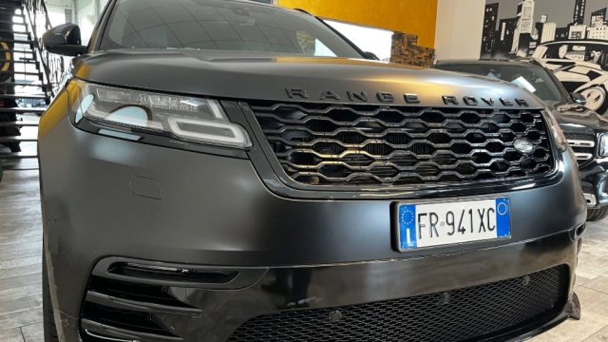 Land Rover Range Rover Velar 2.0D I4 240 CV R-Dynamic S (3)