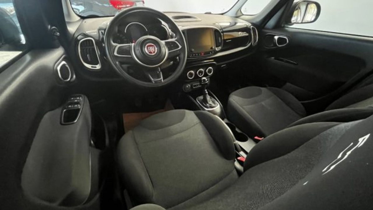 Fiat 500L 1.6 Multijet 120 CV Mirror City Cross (7)