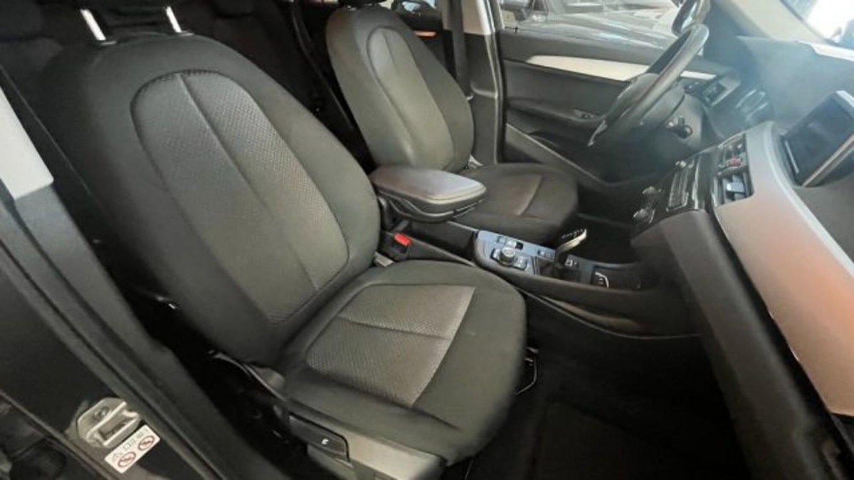 BMW X1 xDrive20d Business Advantage (6)