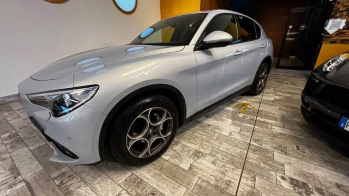 Alfa Romeo Stelvio Stelvio 2.2 Turbodiesel 190 CV AT8 Q4 Super Business (3)