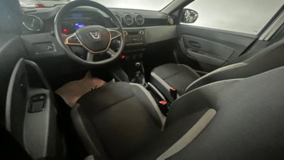 Dacia Duster 1.0 TCe 100 CV ECO-G 4x2 Essential (7)