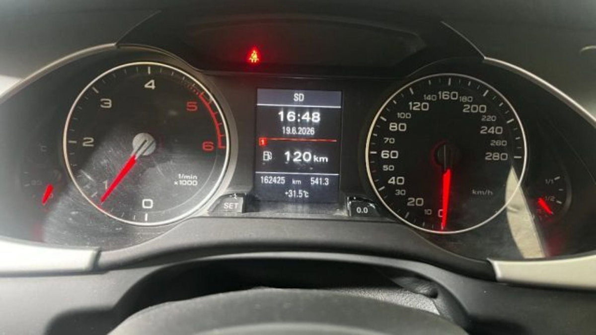 Audi A4 Avant 2.0 TDIe F.AP. Ambiente (9)