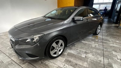Mercedes-Benz CLA Shooting Brake 180 d Automatic Executive (3)