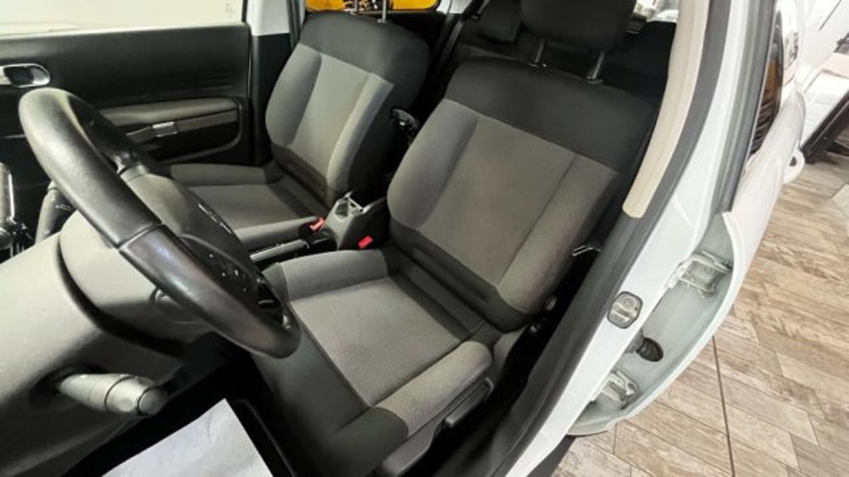 Citroen C4 Cactus BlueHDi 120 S&S EAT6 Shine (8)