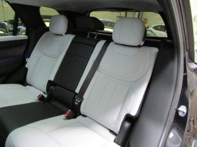 Land Rover Range Rover Sport 4.4 V8 First Edition (13)