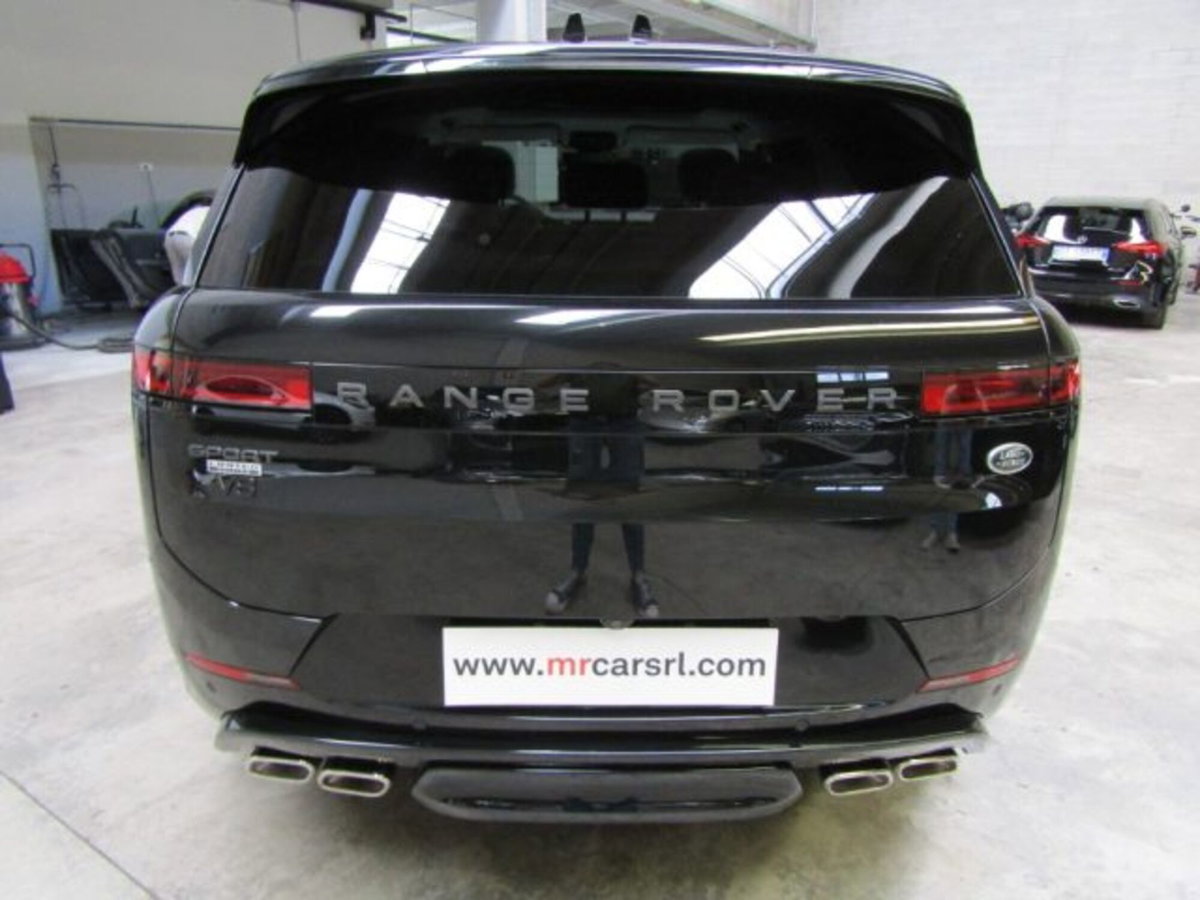 Land Rover Range Rover Sport 4.4 V8 First Edition (6)