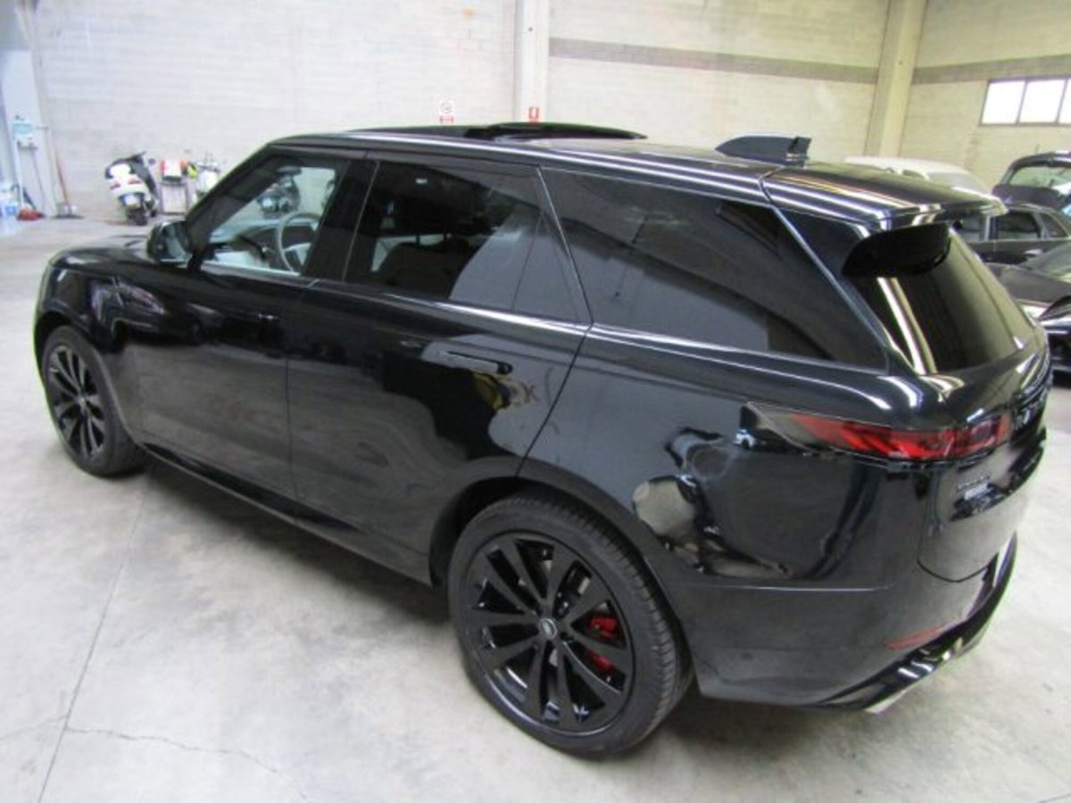 Land Rover Range Rover Sport 4.4 V8 First Edition (7)
