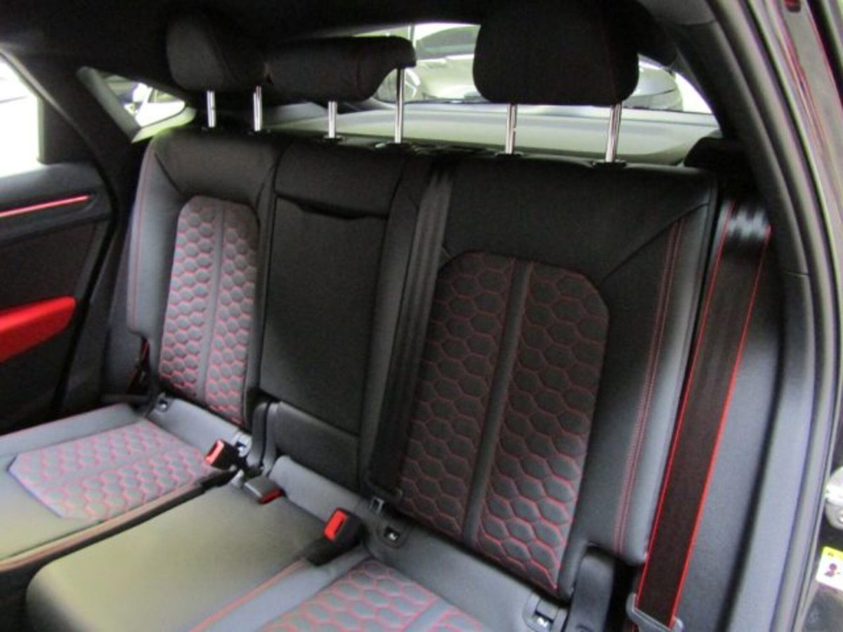 Audi RS Q3 Sportback 2.5 quattro s-tronic (13)