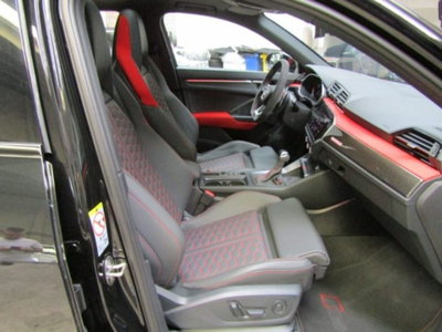 Audi RS Q3 Sportback 2.5 quattro s-tronic (16)
