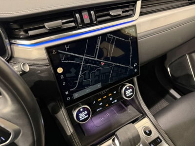 Jaguar F-Pace 2.0 D 204 CV AWD aut. R-Dynamic Black (17)