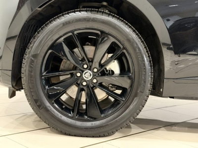 Jaguar F-Pace 2.0 D 204 CV AWD aut. R-Dynamic Black (6)